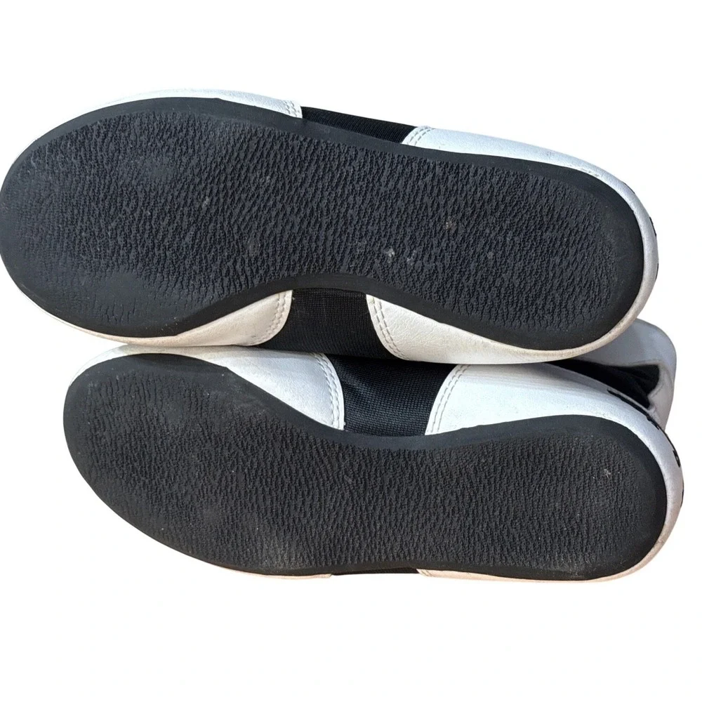 TITLE Boxing Speed Flex Boxing Shoes Boys Size 2 White &‎ Black Train Spar Box